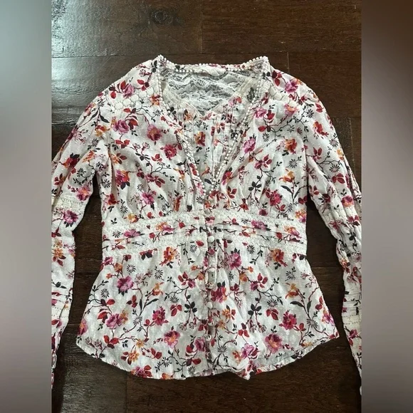 Anthropologie-Floral lace long sleeve blouse-Size 4-EUC - Picture 11 of 13